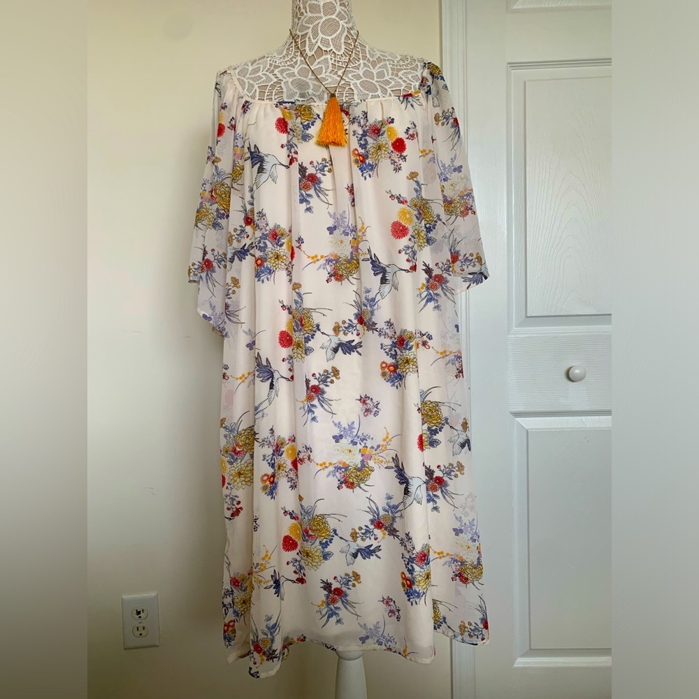 EUC Bailey Blue Sheer Spring Floral Cold Shoulder Dress & Necklace Plus Size 3X